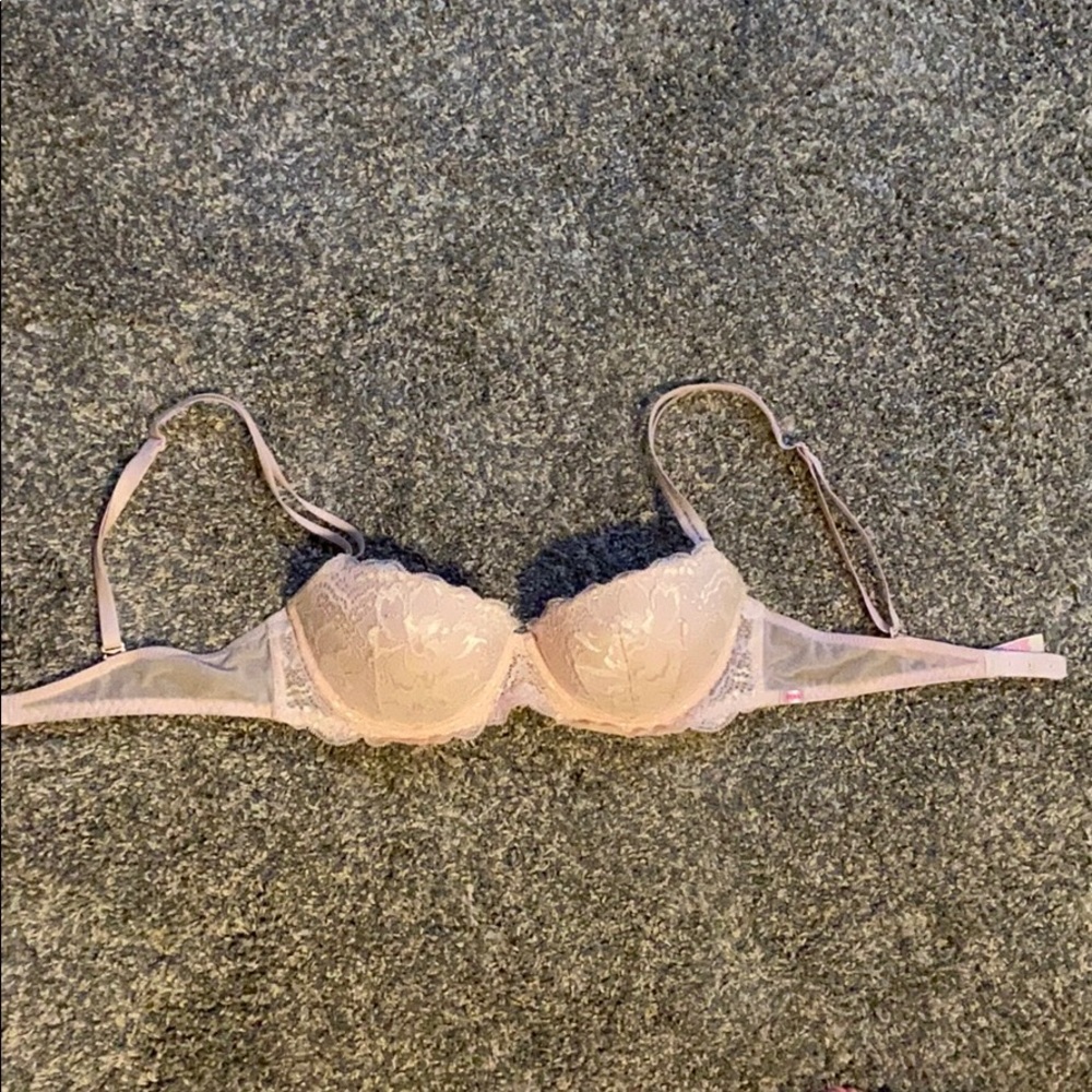 Victoria’s Secret Pink push-up bra, 34B.